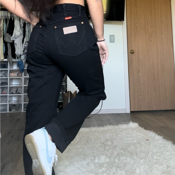 Wrangler Denim - Black cowboy cut wranglers